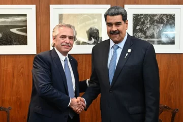 Maduro molesto pidió a ex presidente argentino no ir a Venezuela