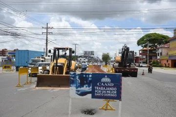 Avanzan trabajos para ampliar y garantizar abastecimiento de agua potable en SDE