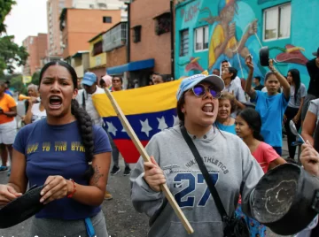 Venezolanos indignados tras elecciones: 'Maduro se mantendrá en el poder por la buena o por la mala'