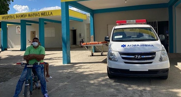 Estado dominicano 'es civilizado' y abre hospitales al necesitado, pero advierte a pandilleros