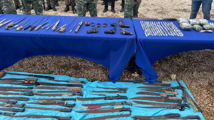 Operativo con unos 300 efectivos en La Romana incautó drogas, armas y otros elementos