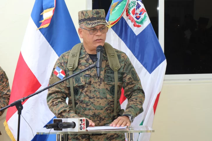 El mayor general Carlos Fernández Onofre, comandante general del Ejército de la República Dominicana