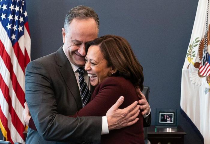 Kamala-Harris-y-su-esposo-Douglas.