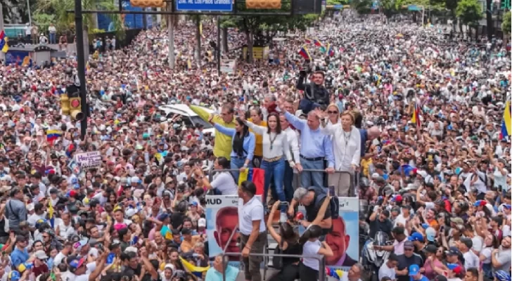 Protestas contra la vergüenza y el atropello de una dictadura