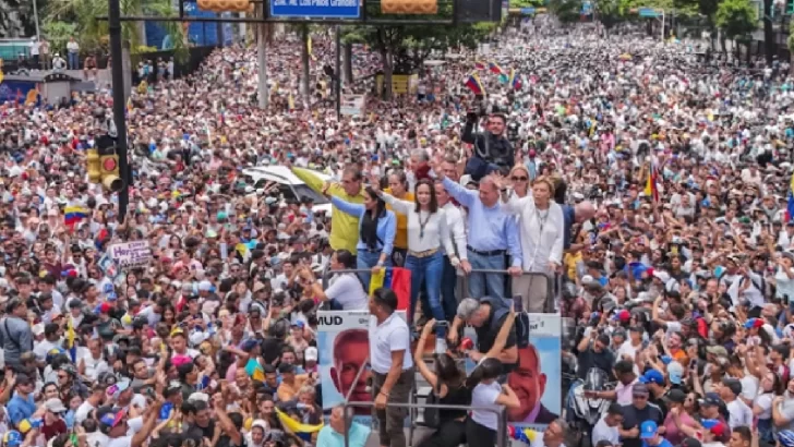 Protestas contra la vergüenza y el atropello de una dictadura