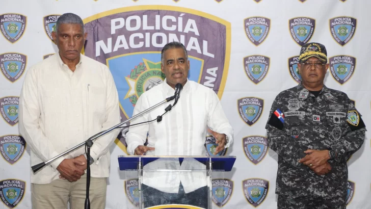 Anuncian licitación para construcción y remozamiento de 106 destacamentos policiales