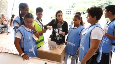 JCE celebra elecciones infantiles durante campamento de verano