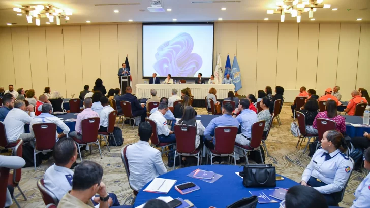 Imparten primer curso de toxicología clínica en el país