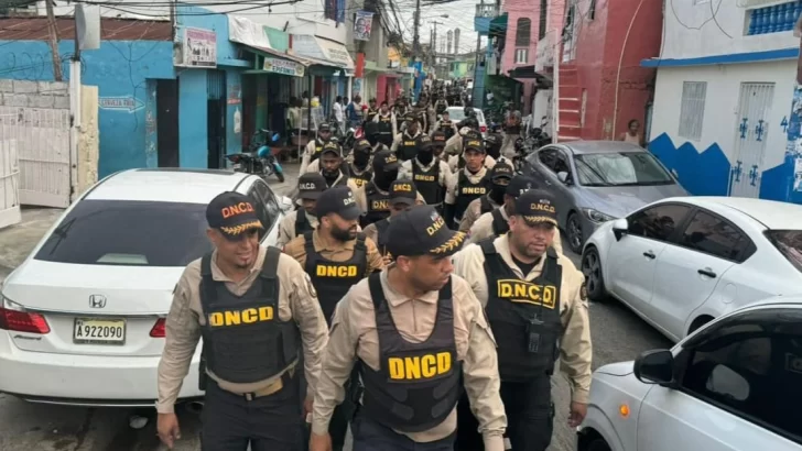 Confiscan más de 8,000 gramos y detienen 12 personas durante operativo en la Ciénega