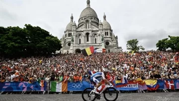 París se apasiona por el ciclismo durante un fin de semana 'extraordinario'