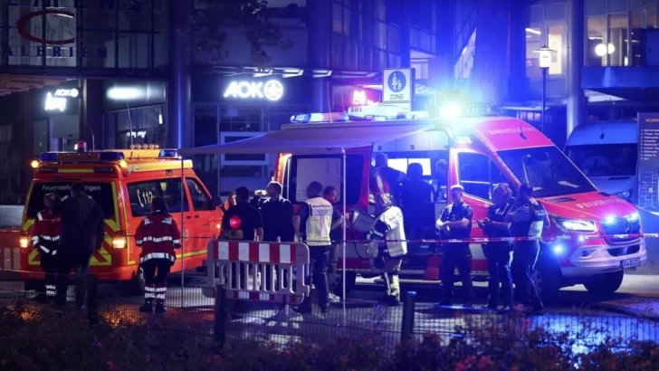 Varios muertos y heridos deja ataque con arma blanca en Alemania medios locales