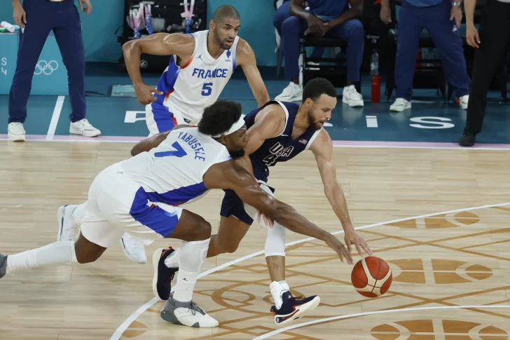 Yabusele negocia su regreso a la NBA con los Sixers