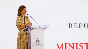 Gobierno invierte US$ 280 millones en autonomía económica de las mujeres