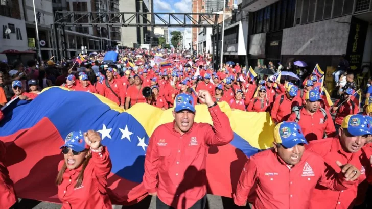 'Son unos desagradecidos y traicioneros': los chavistas que apoyan a Maduro y critican a los que se pasaron a la oposición