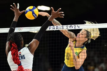 AFP__20240806__36B77XY__v1__HighRes__VolleyballOlyParis2024BraDom-728x485