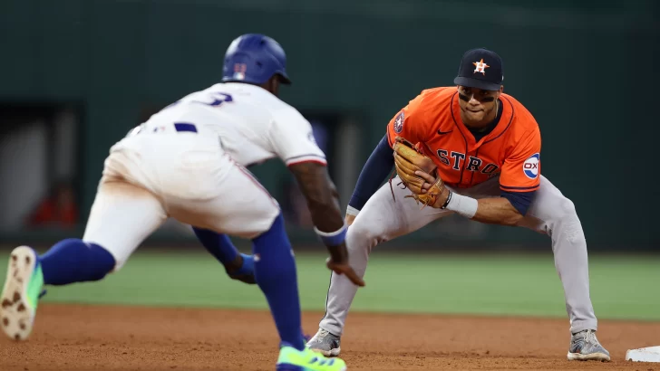 Los Astros asaltan por tercer día consecutivo el Fenway Park