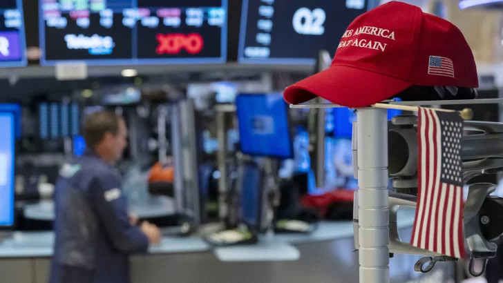 Wall Street cierra al alza y el Dow Jones alcanza nuevo récord