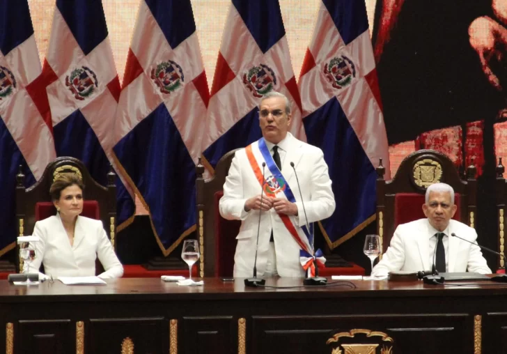 El presidente dominicano se une a los gobernantes que exigen la publicación de todas las actas electorales en Venezuela