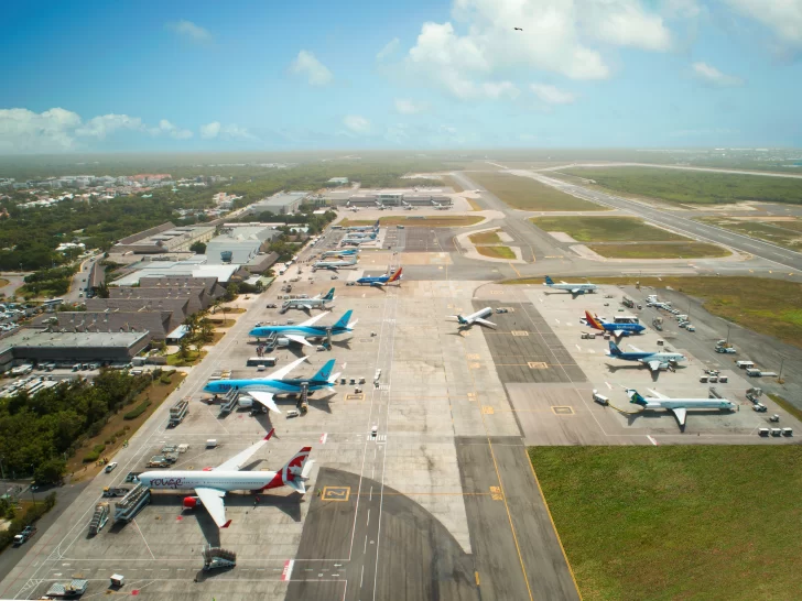 República Dominicana firma acuerdos de aviación con nueve países