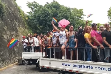 Caravana-del-orgullo-lgtebiq-1