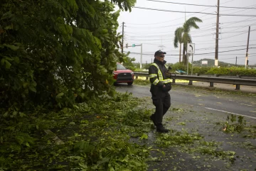 Biden aprueba una declaración de emergencia para Puerto Rico ante el impacto de Ernesto