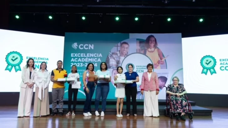 Centro Cuesta Nacional celebra vigésima edición de Excelencia Académica