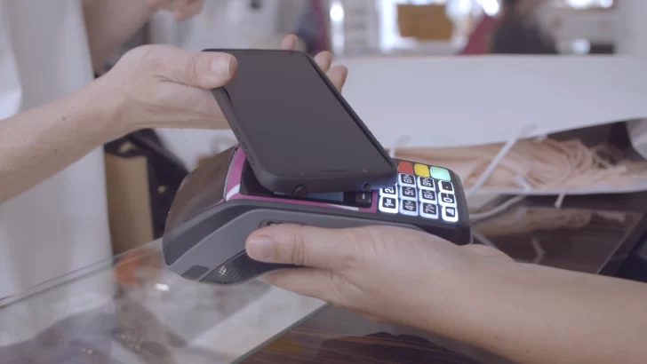 Implementación de Apple Pay y Google Pay representa avance en modernización de servicios financieros