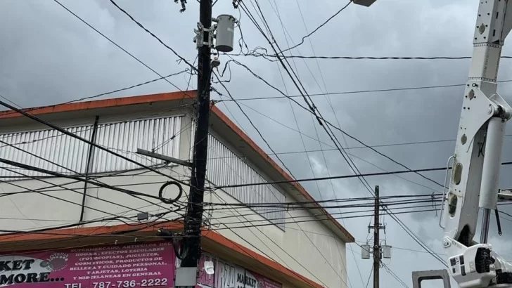 Más de 900.000 personas en Puerto Rico aún sin luz por el paso de la tormenta Ernesto