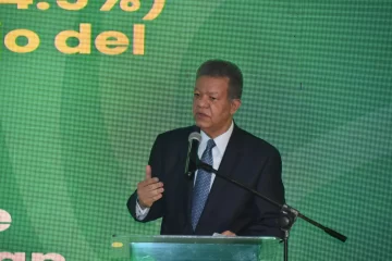 Leonel Fernández crea su 'gobierno de la sombra' para atacar al presidente Luis Abinader