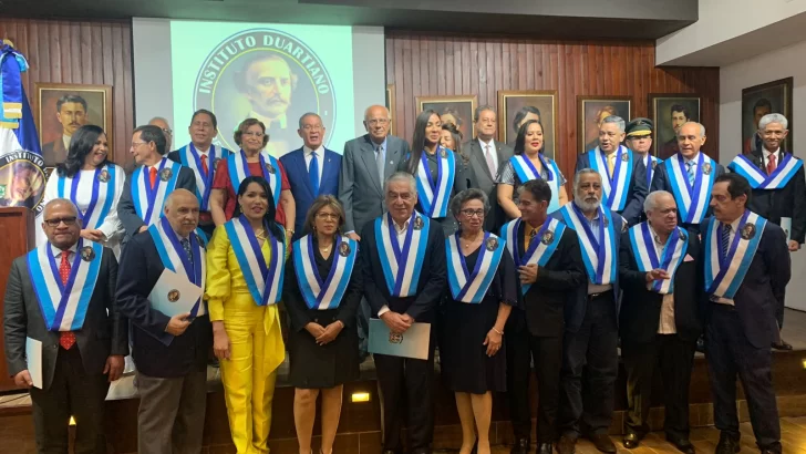 Vicerrector de la UCNE es juramentado en el Instituto Duartiano