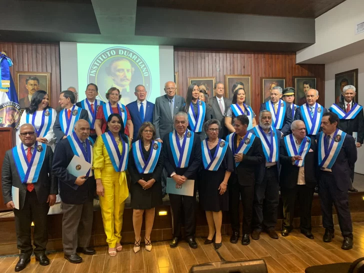 Vicerrector de la UCNE es juramentado en el Instituto Duartiano