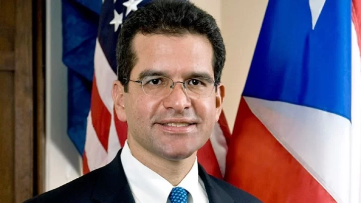 Llega gobernador de Puerto Rico para investidura de Abinader