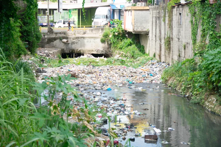 Habitantes de SDO temen cesen los trabajos en cañada Guajimía