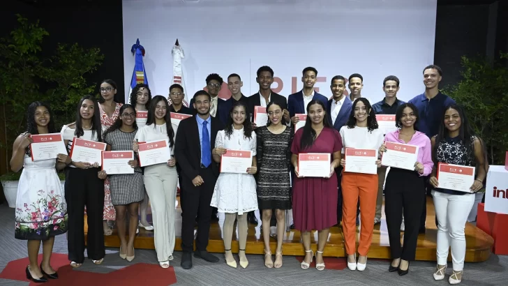 INTEC entrega 25 Becas PIES para carreras STEM