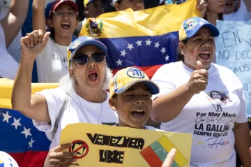 Venezolanos apoyan posición del gobierno dominicano en 