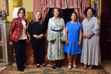 Dolores Fernández destaca participación política de las mujeres dominicanas