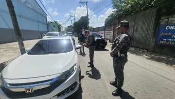 Policía confisca nueve armas de fuego y cumple 31 órdenes de arresto en SDN