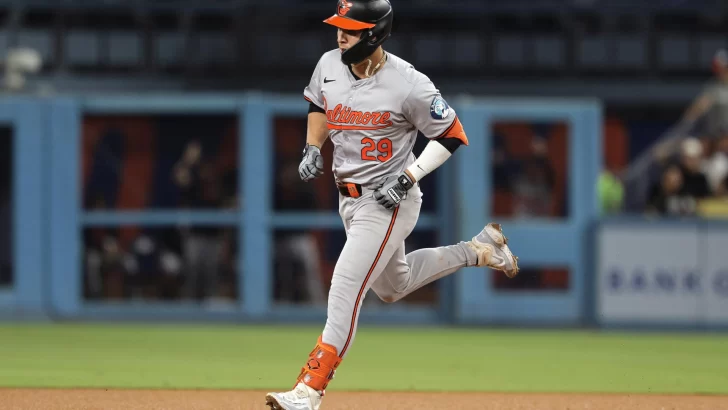 Ramón Urías da un aire renovador a los Orioles