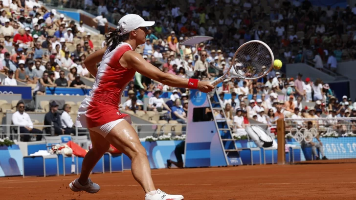 Swiatek, Nro. 1 del planeta, fuera de la pelea por el oro del tenis olímpico