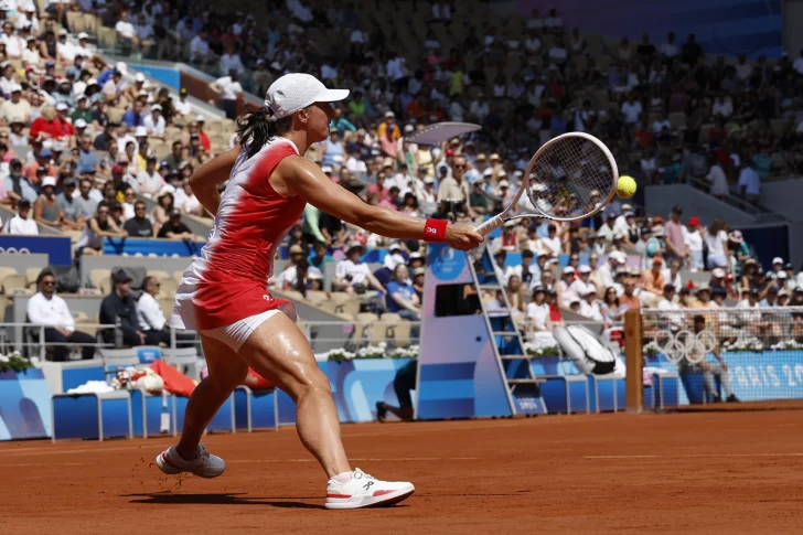 Swiatek, Nro. 1 del planeta, fuera de la pelea por el oro del tenis olímpico