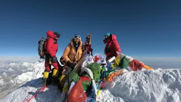 Los sherpas, esos héroes del Everest que trabajan en la sombra