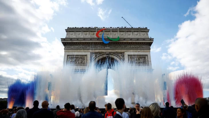 Juegos Olímpicos de París: fiesta final en los Campos Elíseos para celebrar a los campeones franceses