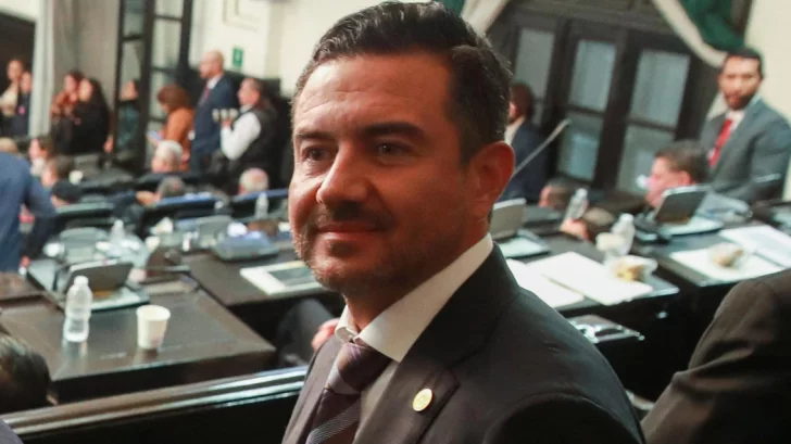 'Yunes, traidor': quién es el polémico senador opositor que le dio a AMLO el voto clave para la aprobación de la reforma judicial en México