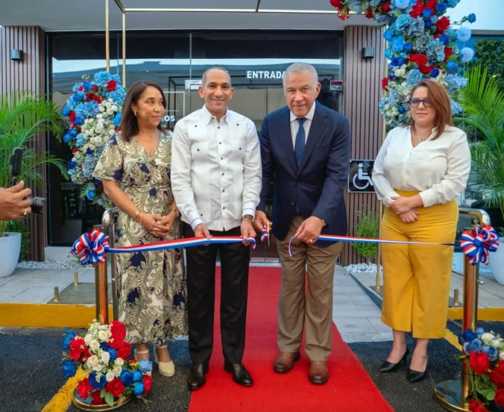 DNCD inaugura comedor-cocina para agentes y alistados