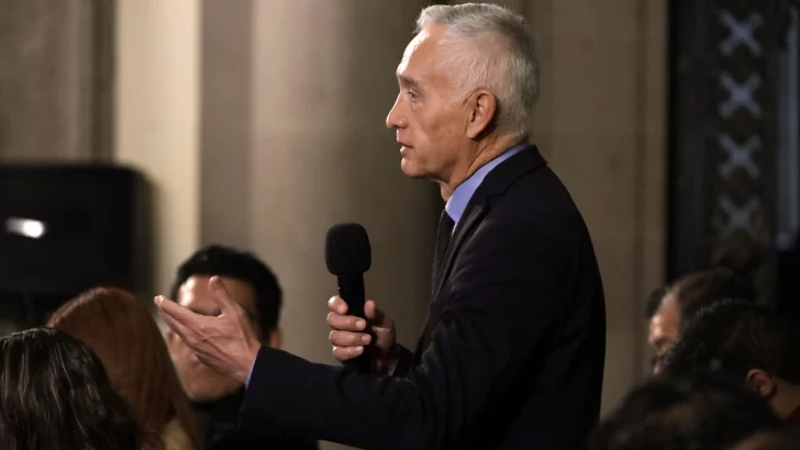 Periodista mexicano Jorge Ramos deja Univisión tras cuatro décadas