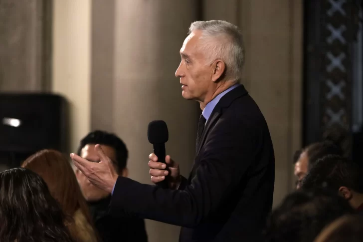 Periodista mexicano Jorge Ramos deja Univisión tras cuatro décadas