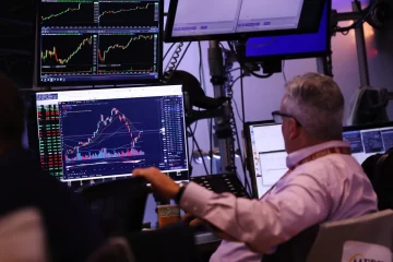 Wall Street abre con notables subidas en sus principales índices tras la bajada de tipos