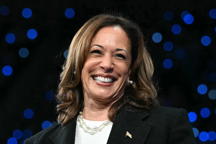 Kamala Harris concentra esfuerzos en votantes independientes, hombres jóvenes y latinos