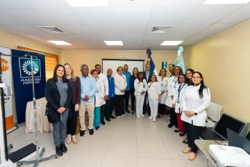 Fundación Popular entrega equipos médicos al hospital de Engombe