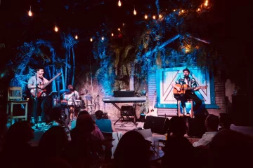 Celestino Esquerré ofrece concierto íntimo en Casa de Teatro